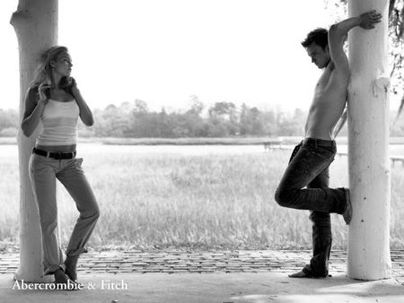 abercrombie-fitch-couple-standing[1]