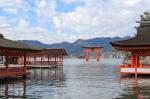 1954-02-12-japon-Hiroshima-Miyajima_island-sanctuaire_Itsukushima-2