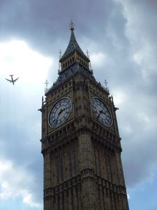 big_Ben_and_a_plane