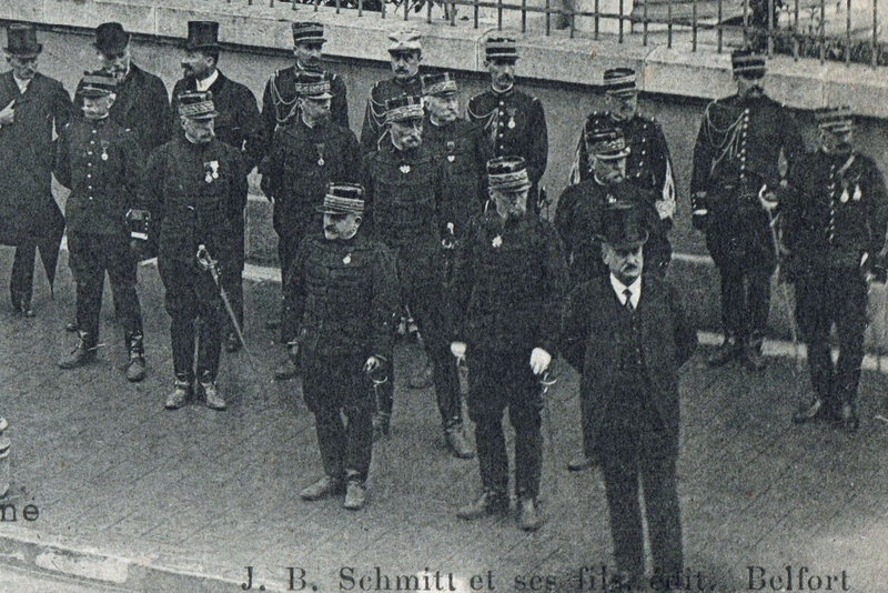 Belfort 1906 05 19 CPA Défilé devant Ministre de la Guerre Eugène Etienne R