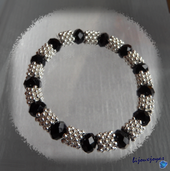 Bracelet Perles Crystal Facettées Semi Plates Noir 8mm Métal Argenté Elastique