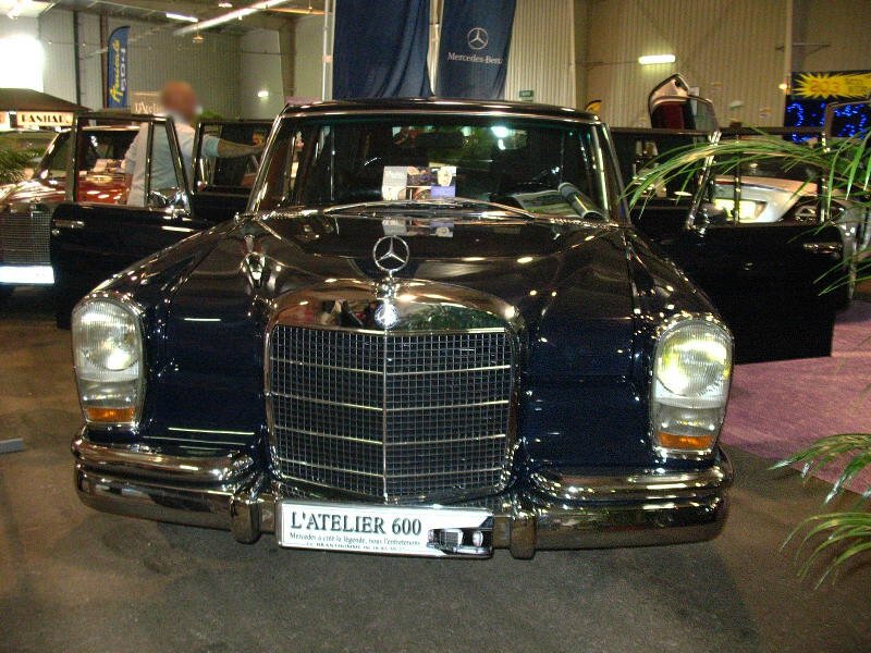 Mercedes600-6pav