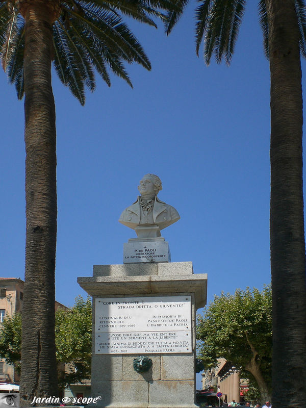 Monument consacré à Paoli, à L'Ile Rousse