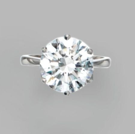 Platinum_And_Diamond_Ring2