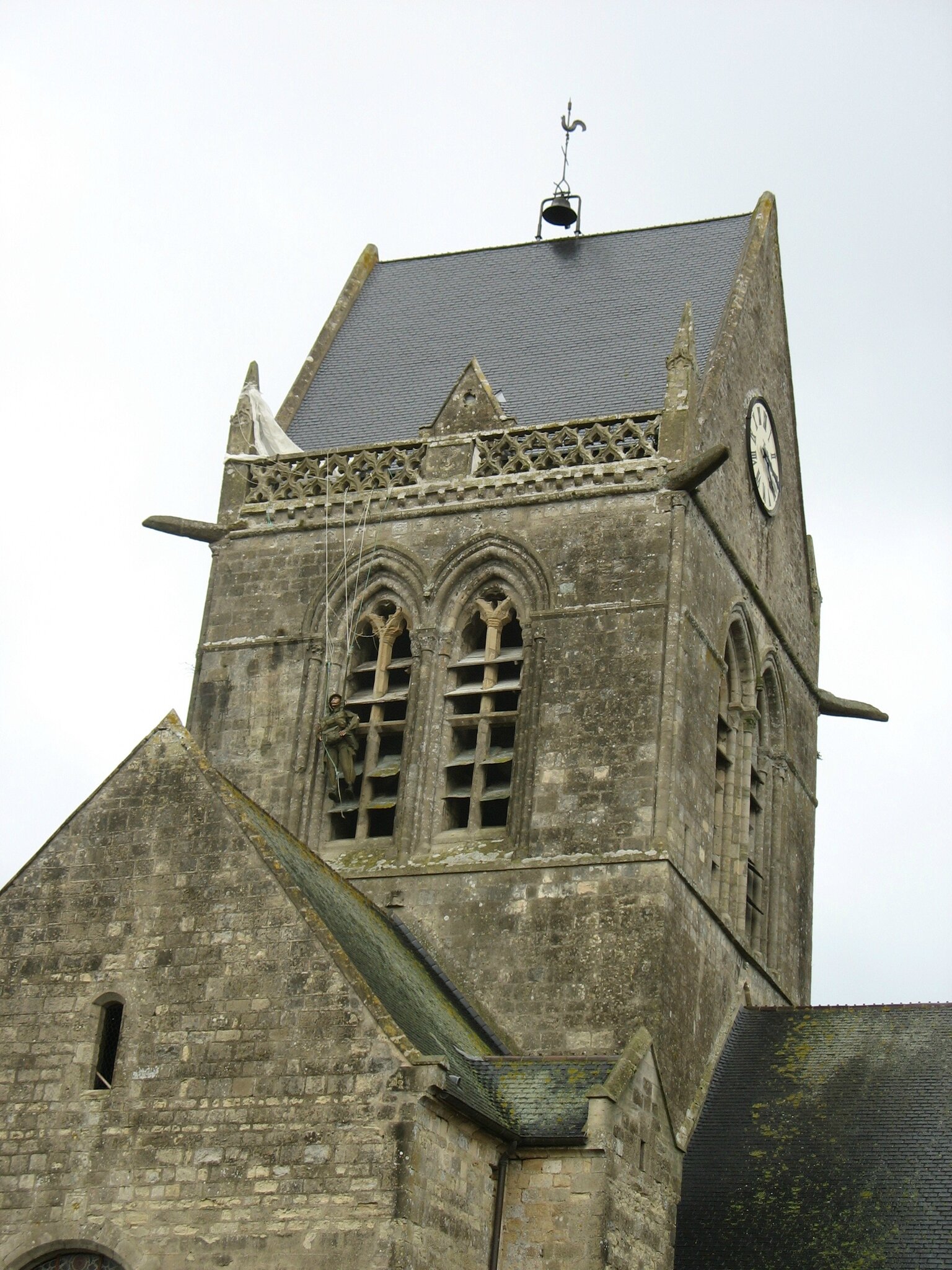 Sainte-Mère-l'église, église, clocher (50)