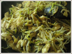 Hé non ce nétait pas la dernière soupe, voici une soupe tiède pour le printemps chez GAL recettes Hé non ce nétait pas la dernière soupe, voici une soupe tiède pour le printemps chez GAL