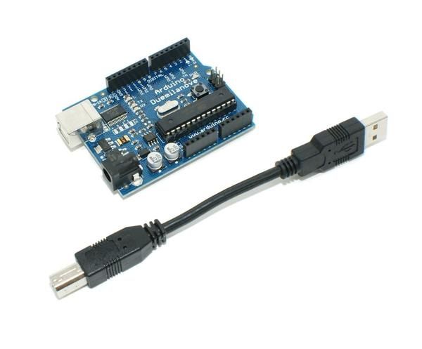 Arduino_with_six_inch_usb_cable