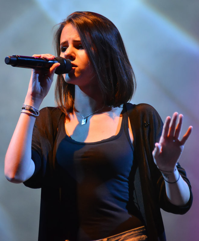la chanteuse Marina Kaye