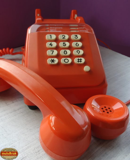 Téléphone orange muluBrok (3)