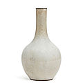 A Guan imitation bottle vase, Qing <b>dynasty</b>, <b>18</b>-19th century