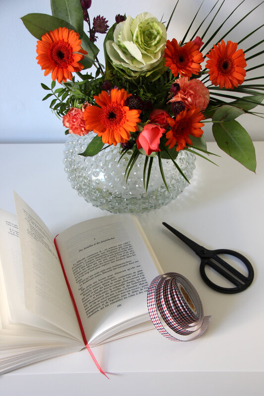 DIY_bookmark_masking_tape_ribbons