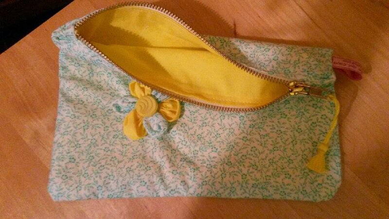 pochette jaune agathe