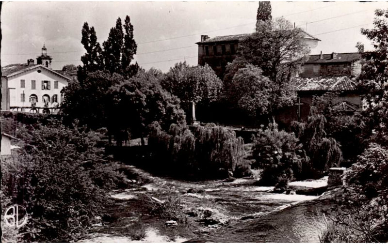 La Nartuby dans le village