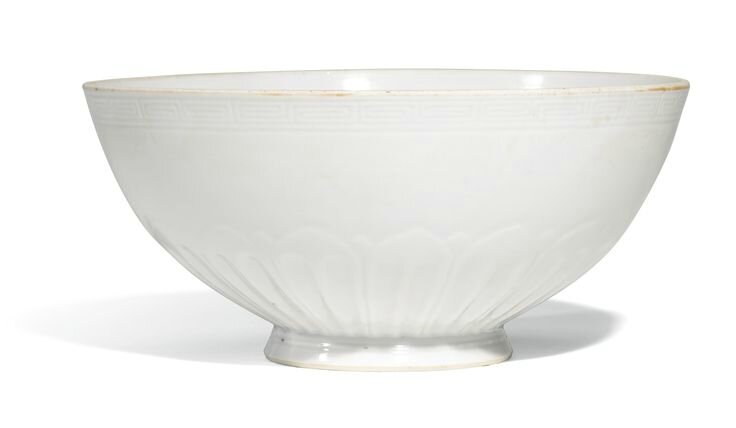 A white-glazed 'Lianzi' bowl, Qianlong seal mark and period