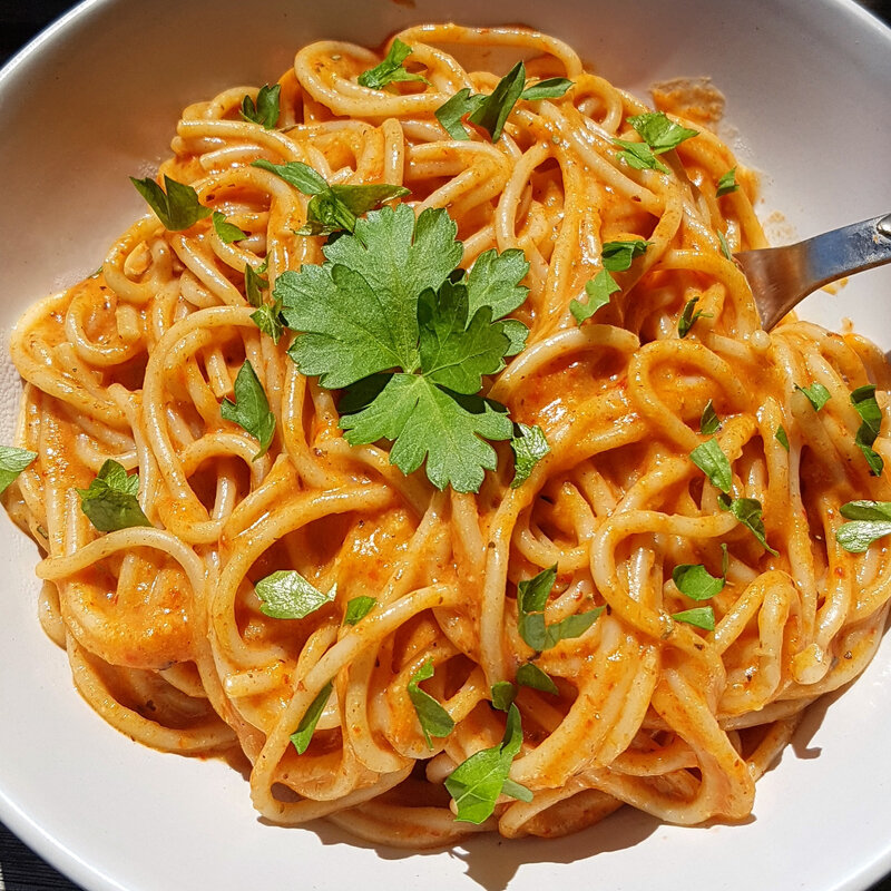 Spaghettis sauce aux poivrons grillés
