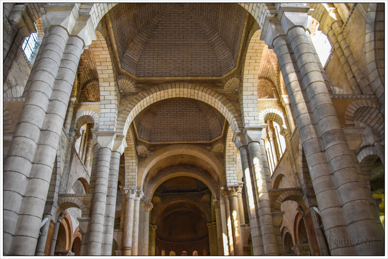 Poitiers Histoire de l’église Saint-Hilaire-le-Grand reconstruite avec des subsides accordés par Clovis (1)