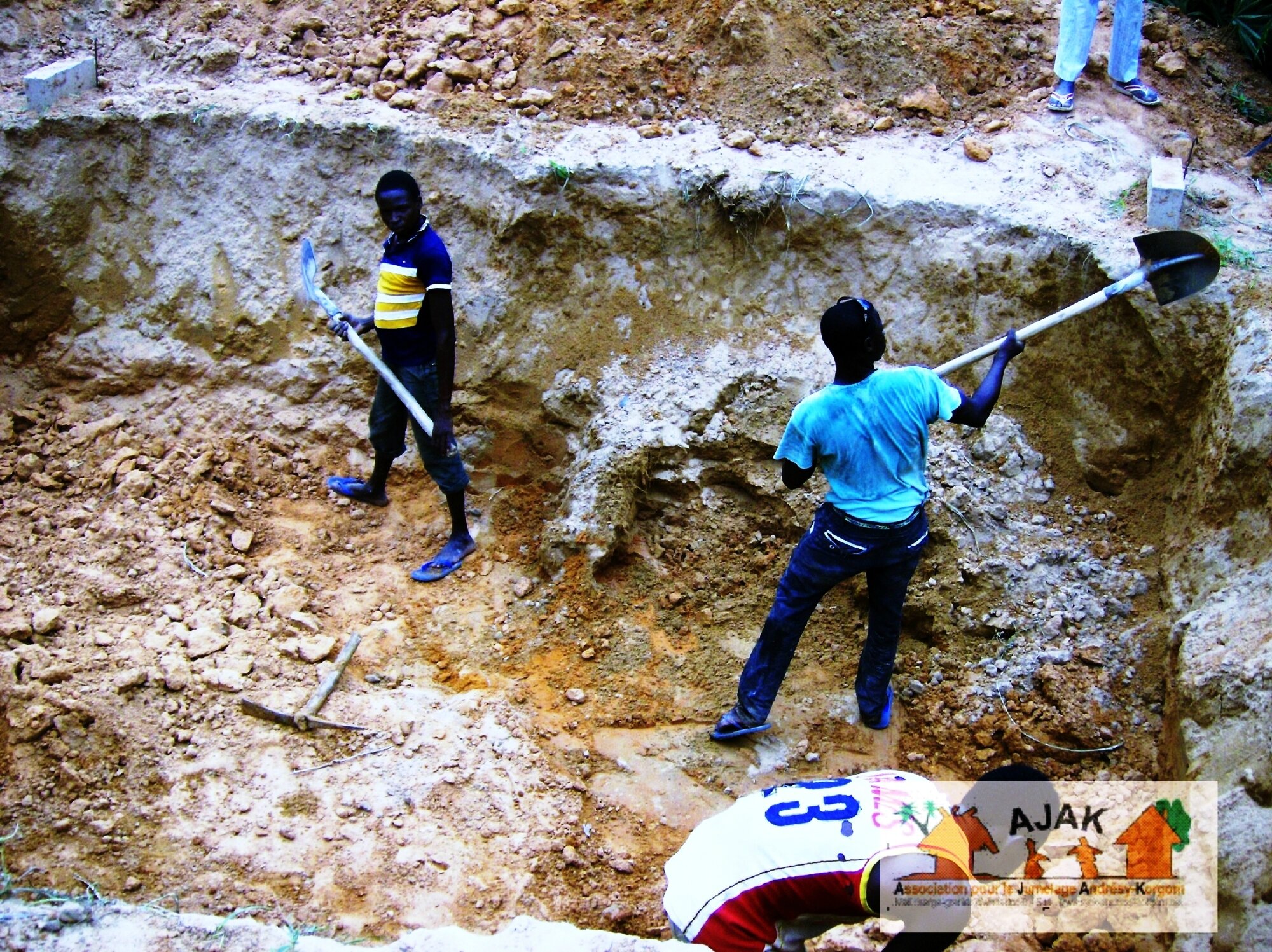 latrines CEG - fondations 2