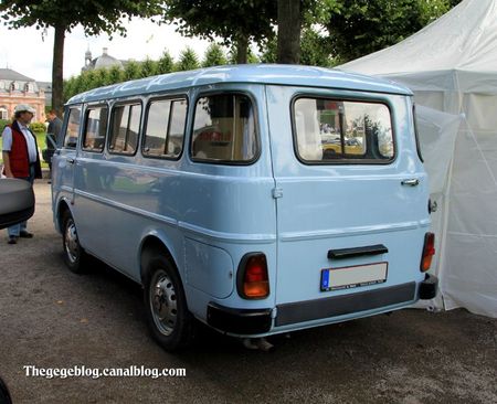 Alfa romeo type F12 bus carrossée par Guardia di financia de 1982 (9ème Classic Gala de Schwetzingen 2011) 02