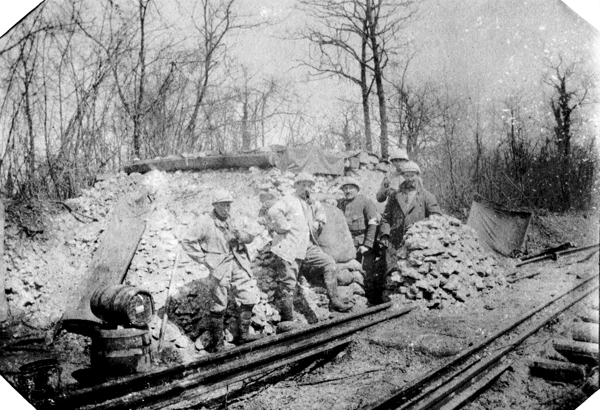 Album R. Verney p.131 droite bas