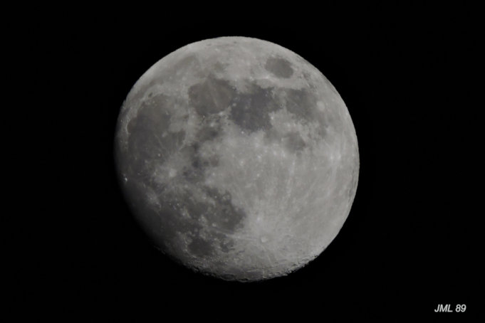 18.04.001 - La Lune en 2018