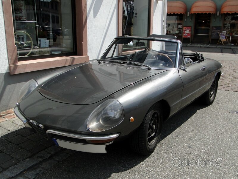 alfa-romeo-1750-spider-veloce-1967-1969-a