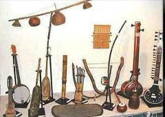 Percussion Famille Cordophones