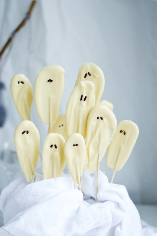 hallloween_white_chocolate_ghosts_mummies