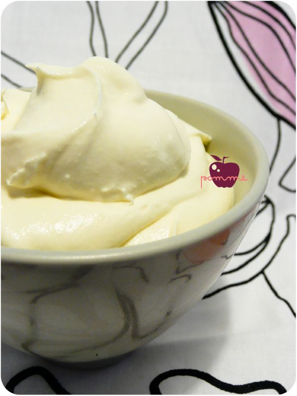 ..Mascarpone maison... Ultra fastoche !.. Bien fait pour ta pomme