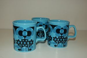 staffordshire 3 mugs