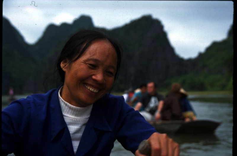 notre rameuse, souriante malgré l'effort