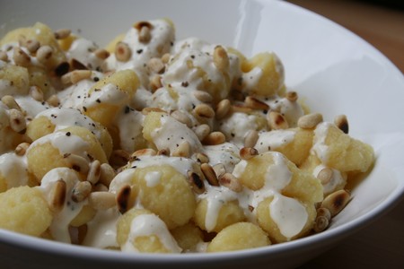 Gnocchi à la crème de boursin et aux pignons grillés recettes dessert Biscotti aux pignons