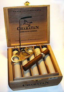 240px_Cigar_box