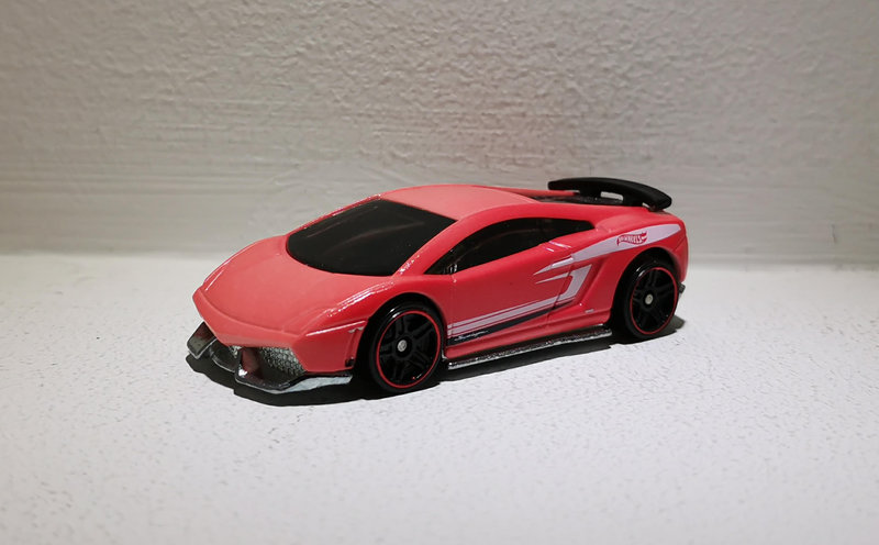 Lamborghini Gallardo LP 570-4 Superleggera (Hotwheels) (2)