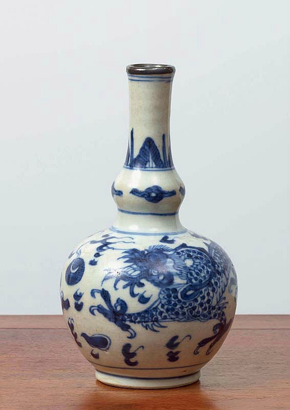 Vase, Chine pour le Vietnam, dynastie Nguyễn (1802 - 1945)