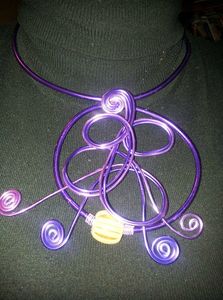 collier violet