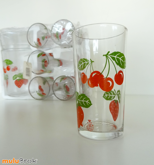 Service-Fraise-Cerise-02-muluBrok