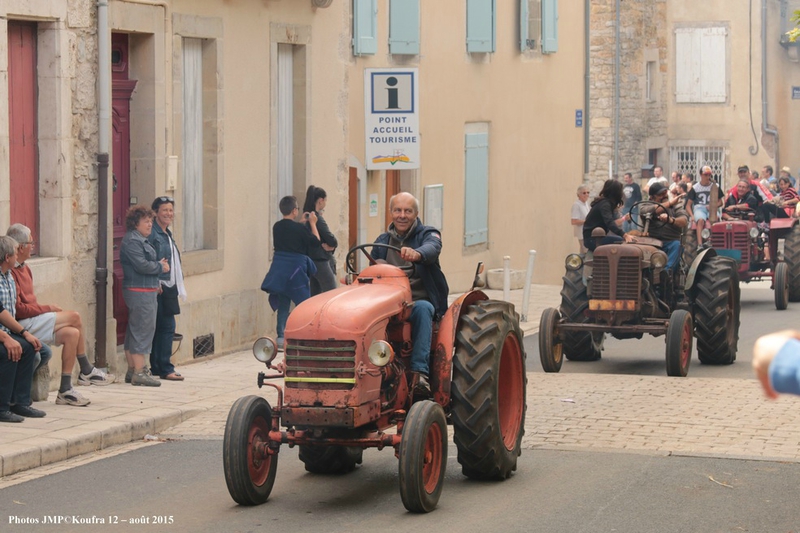 01 - Photos JMP©Koufra 12 - Rando tracteurs Cornus - 2015 - blog - 00208