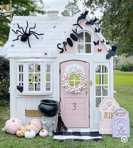 playhouse_halloween_pink_spider