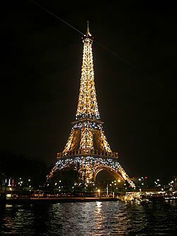 Tour_Eiffel_Nuit_250