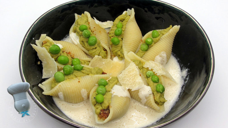 Conchiglioni farcies aux petits pois