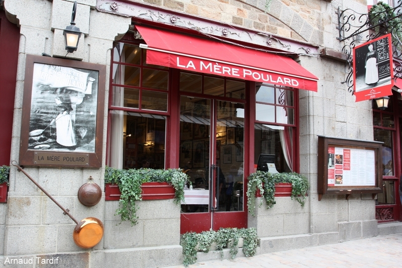 001500 Bretagne Saint-Coulomb - Le Mont St Michel - La Mère Poulard