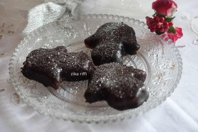 biscuits khomssa ( main de fatma ) 1