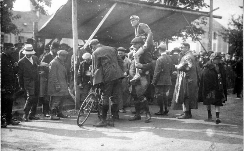 1910 07 07 Belfort CPhoto Arrivée Tour de France Emile Goerget