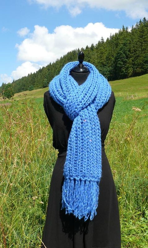 Echarpe brioche bleue 1