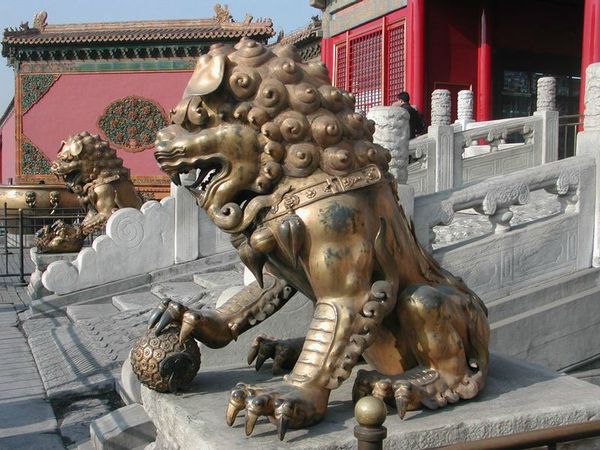 800px-Forbidden_City_Imperial_Guardian_Lions