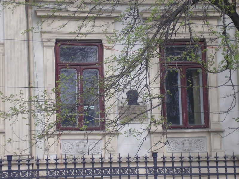 192, cal. Victoriei: Manu Mansion