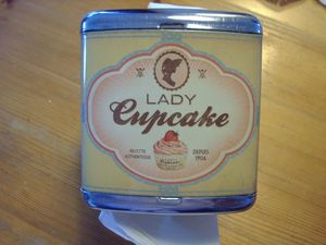 lady cupcakes (3)