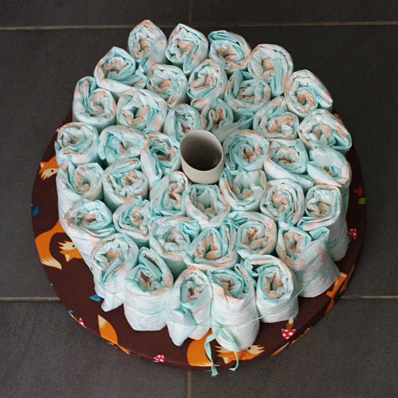 diaperscake (1)