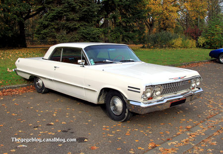 Chevrolet_impala_sport_hardtop_coupe_de_1963__Retrorencard_novembre_2011__01