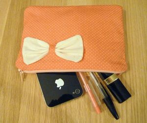 trousses-trousse-corail-a-pois-gm-by-soplee-2777229-p1060833-25c22_570x0